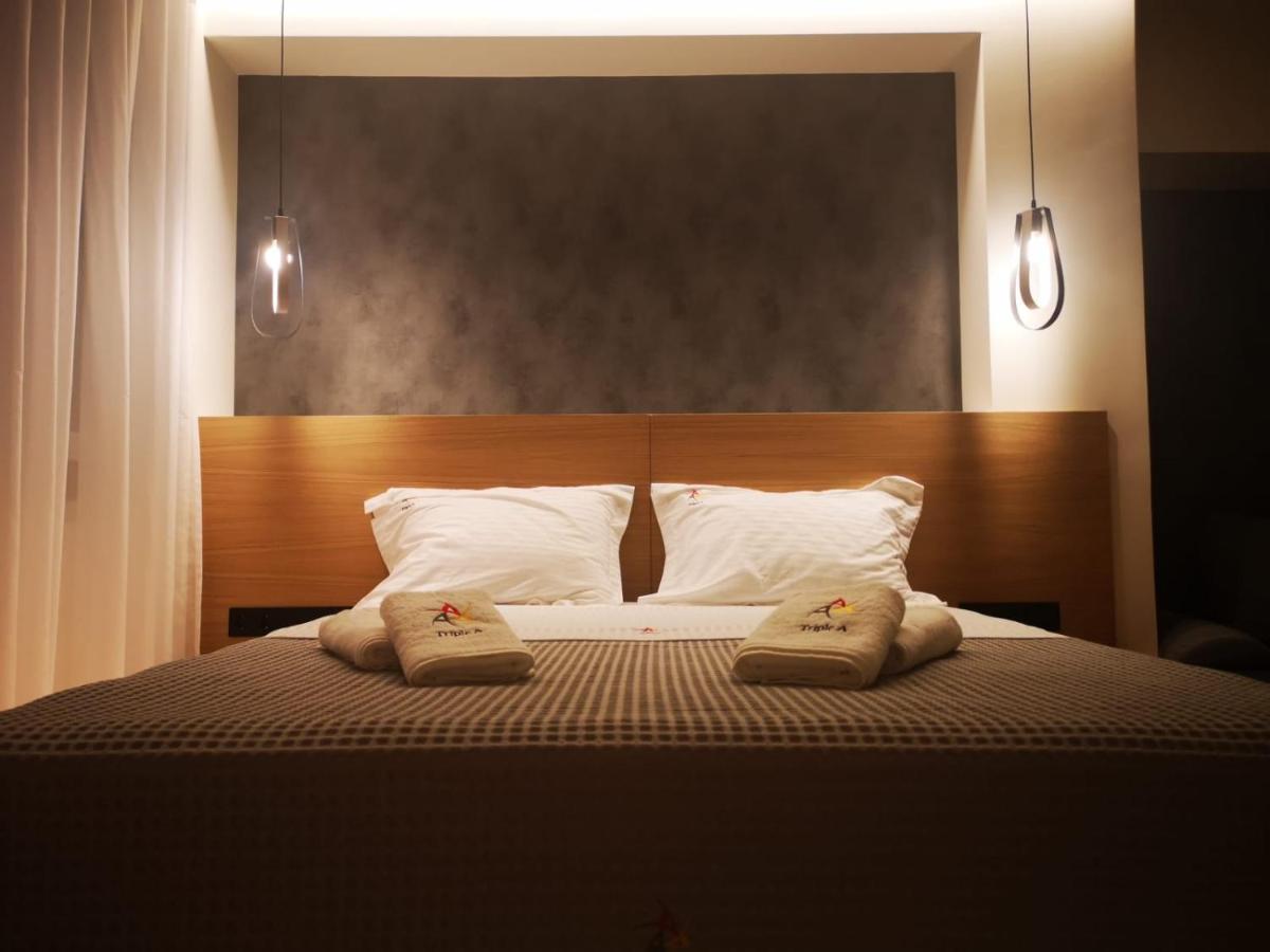 Triple A - Prime Location - Between Monastiraki & Syntagma Square-Free Parking! Athens Ngoại thất bức ảnh