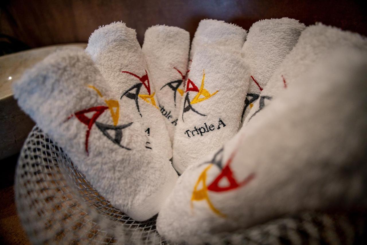 Triple A - Prime Location - Between Monastiraki & Syntagma Square-Free Parking! Athens Ngoại thất bức ảnh